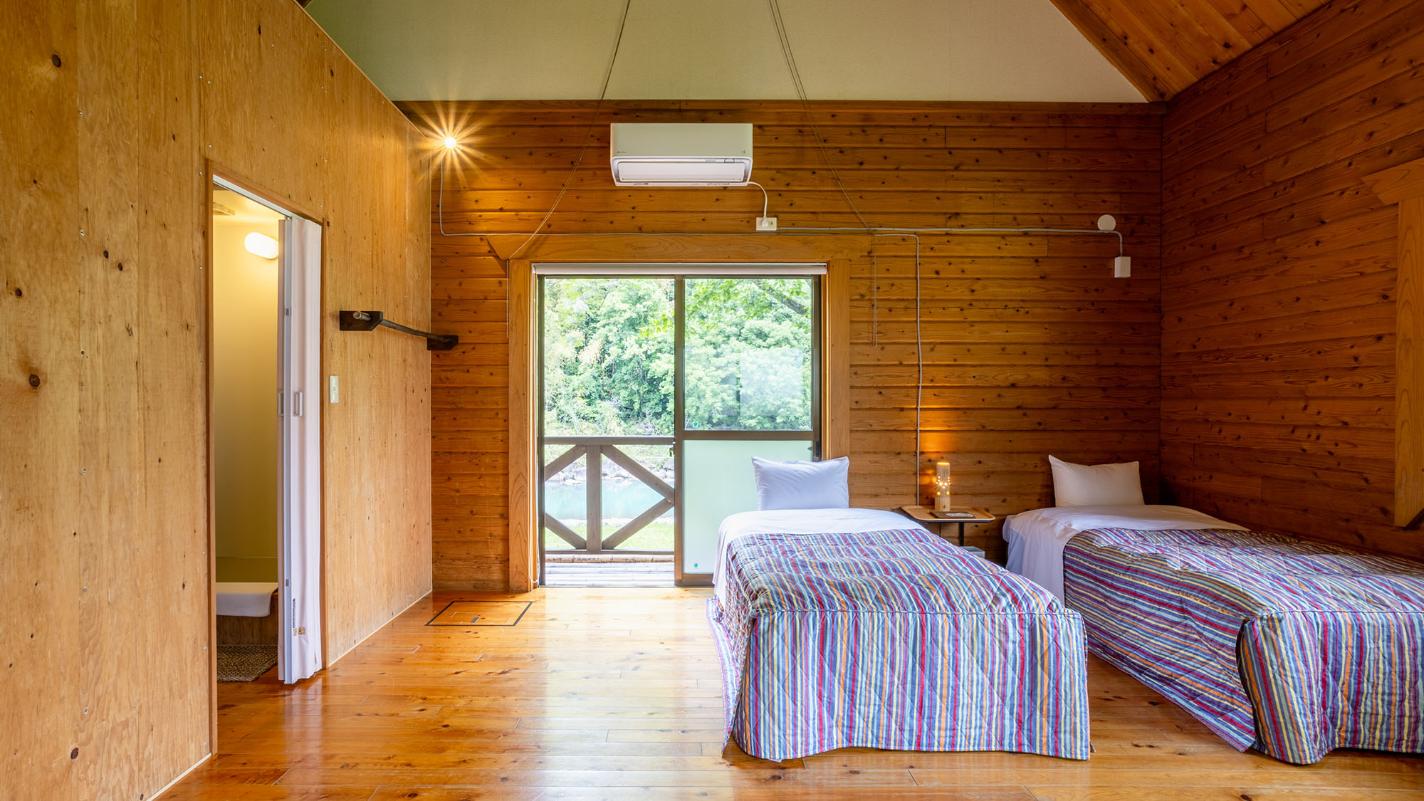 ・【部屋】ログハウス