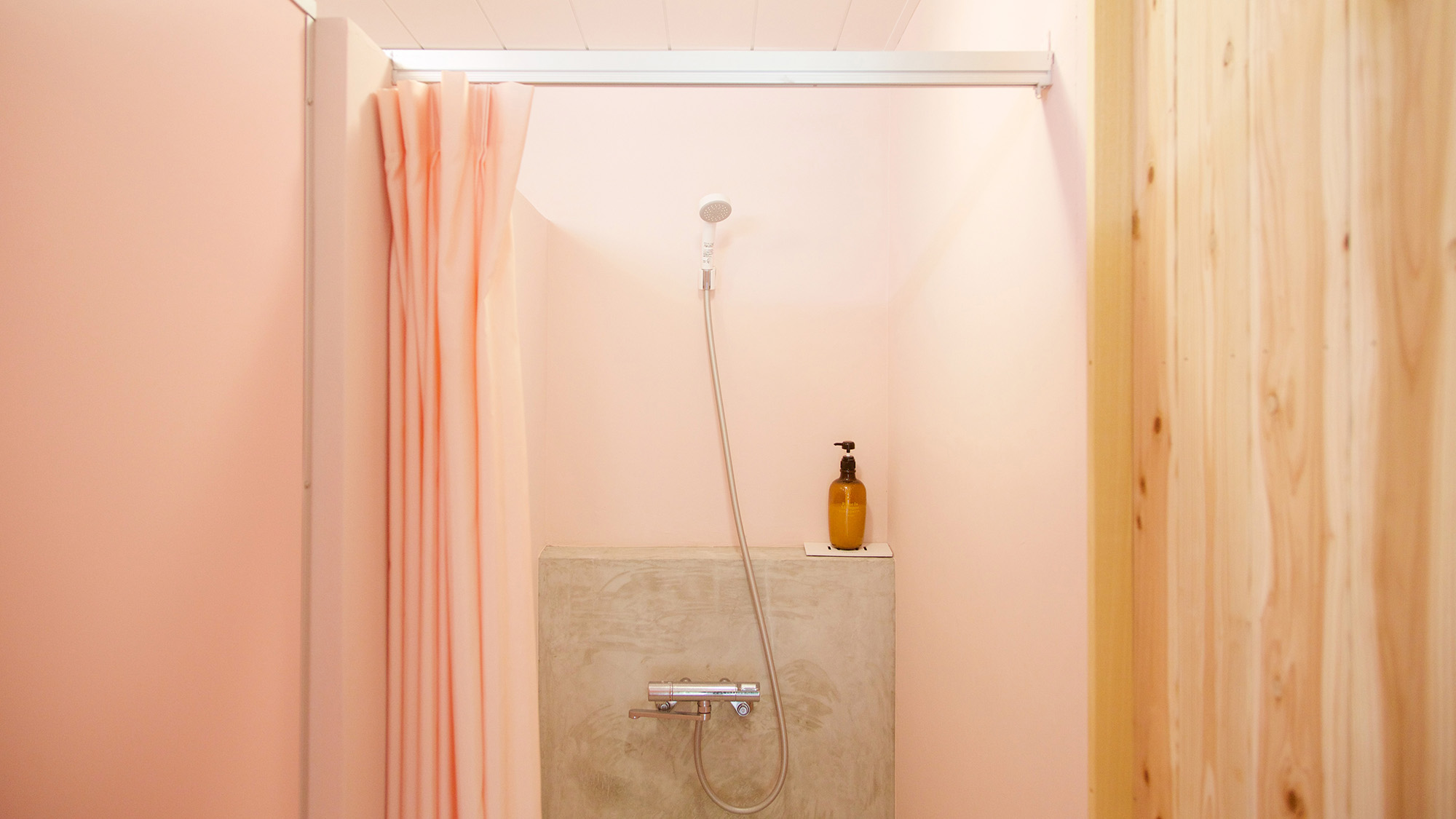 ・【浴室】シャワールーム