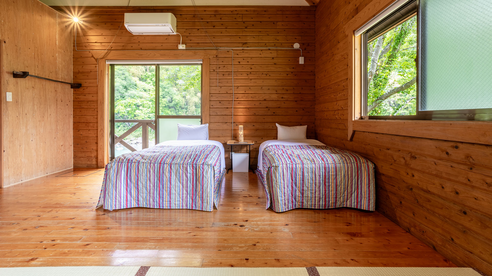 ・【部屋】ログハウス