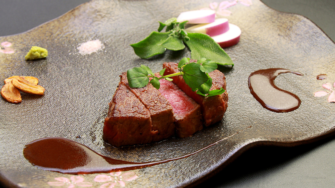 【5％OFF】【楽天スーパーSALE】那須の隠れ家で『とちぎ牛』をオトクに堪能♪