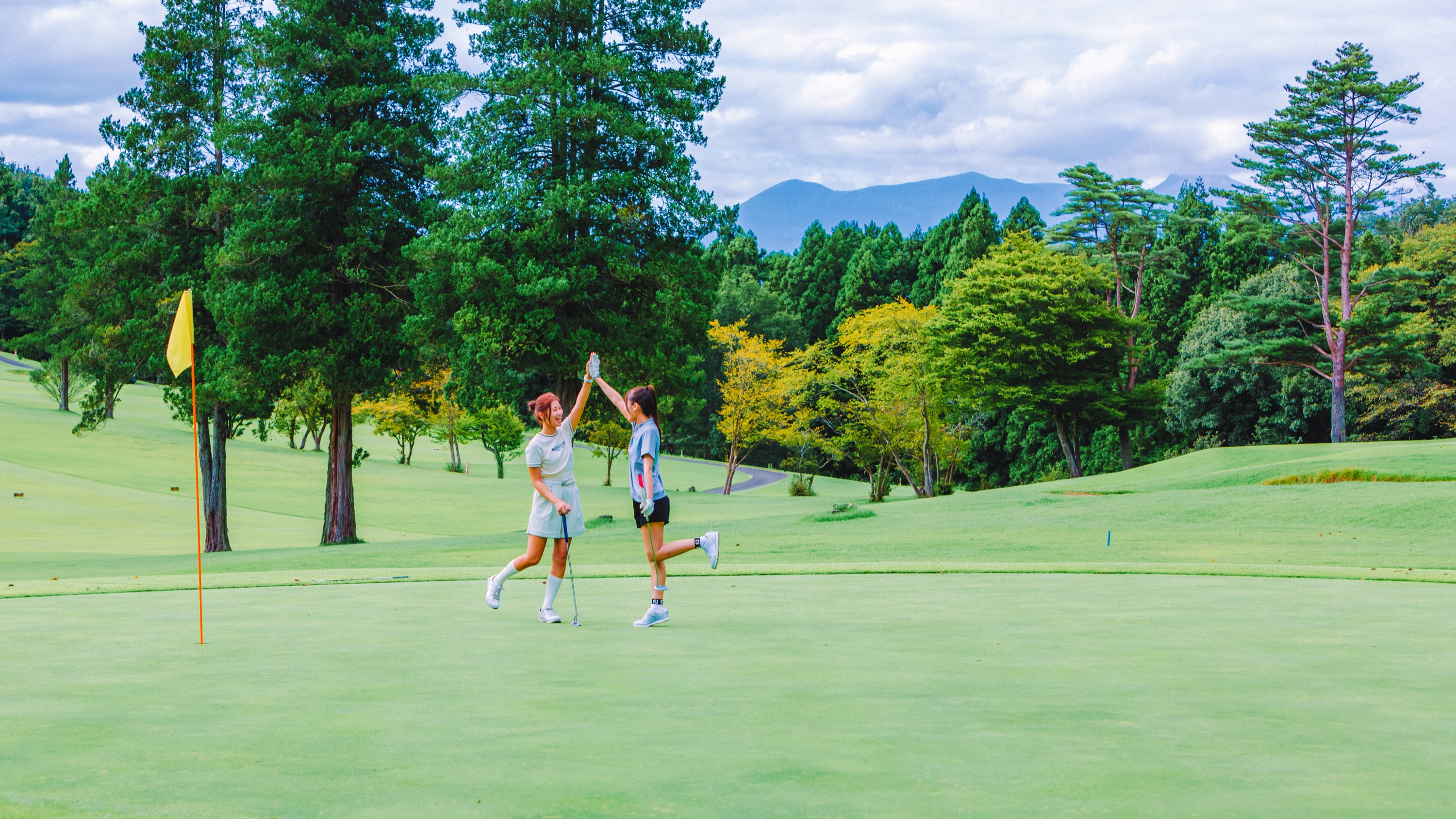 ゴルフ場（ハイタッチ）