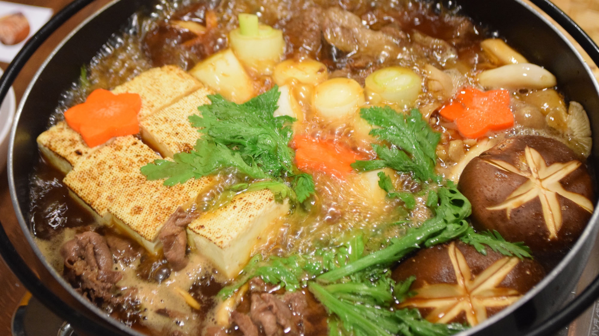 【楽天スーパーSALE】10％OFF【2食付／A】こだわりの食材で作る鹿のモモ肉＆牛スジのすき焼き鍋