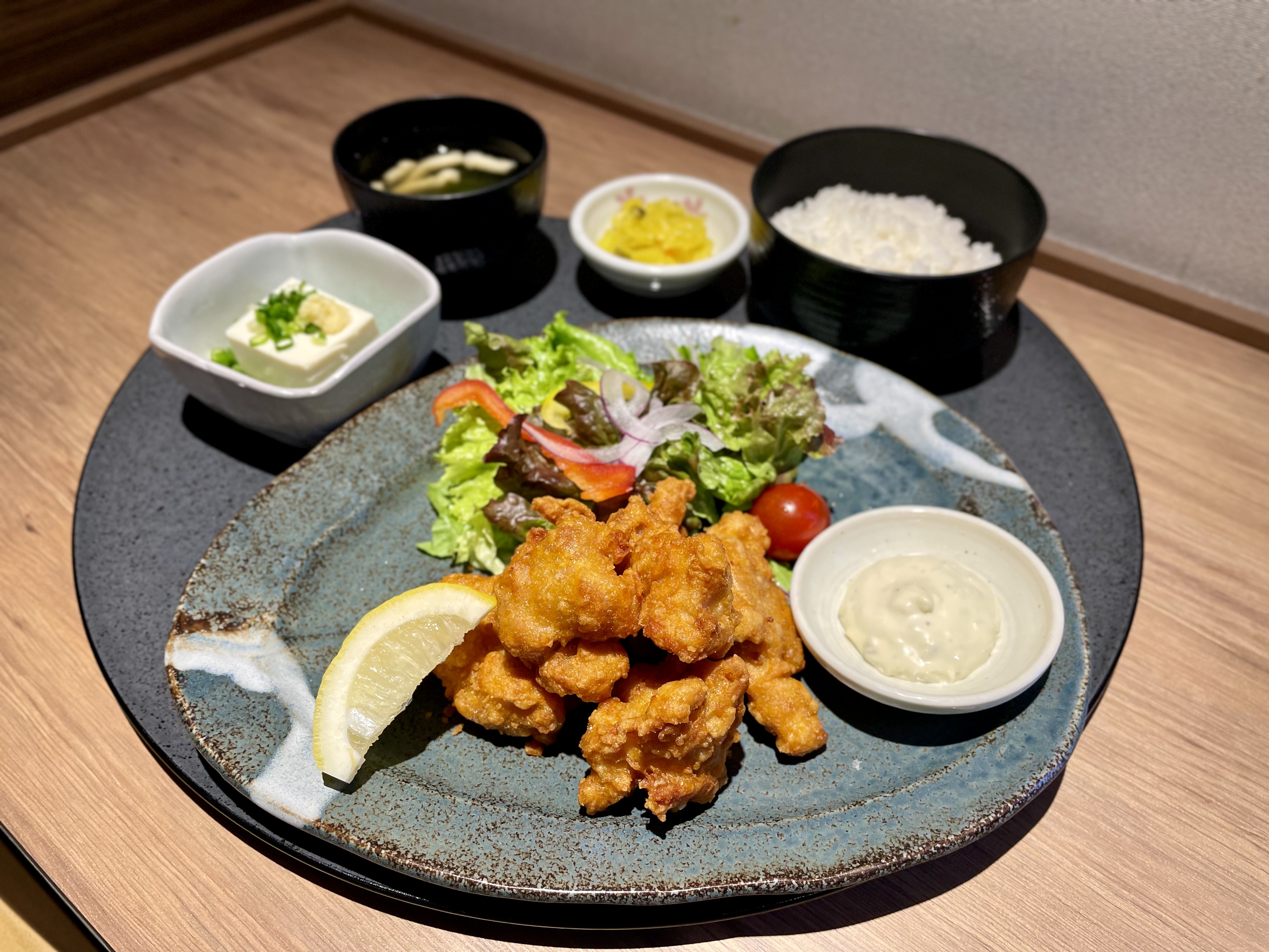 から揚げ定食