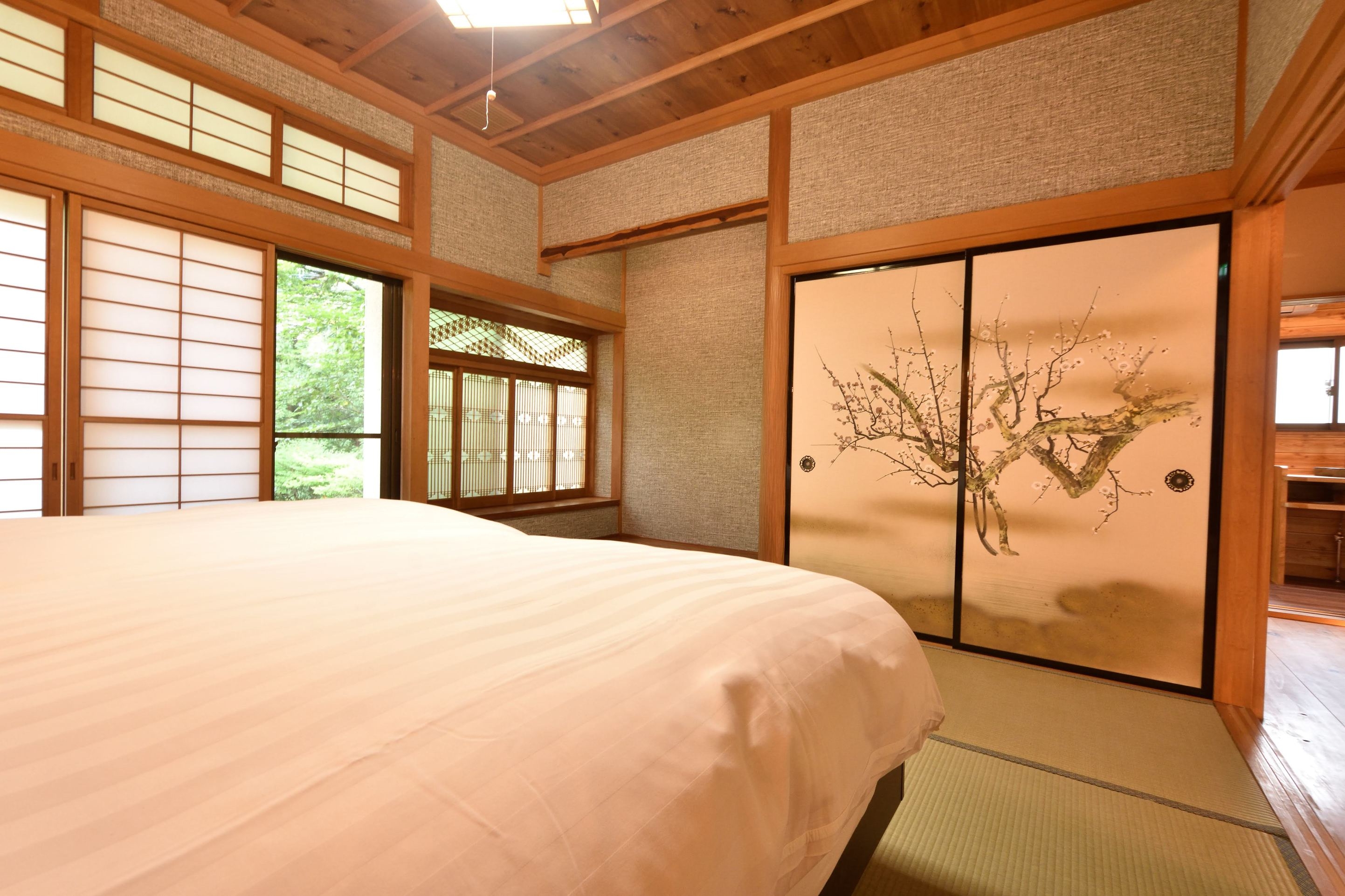 【源泉かけ流し！露天風呂付き一軒家】和風邸宅で贅沢な休日を＜ペット不可・素泊まり＞