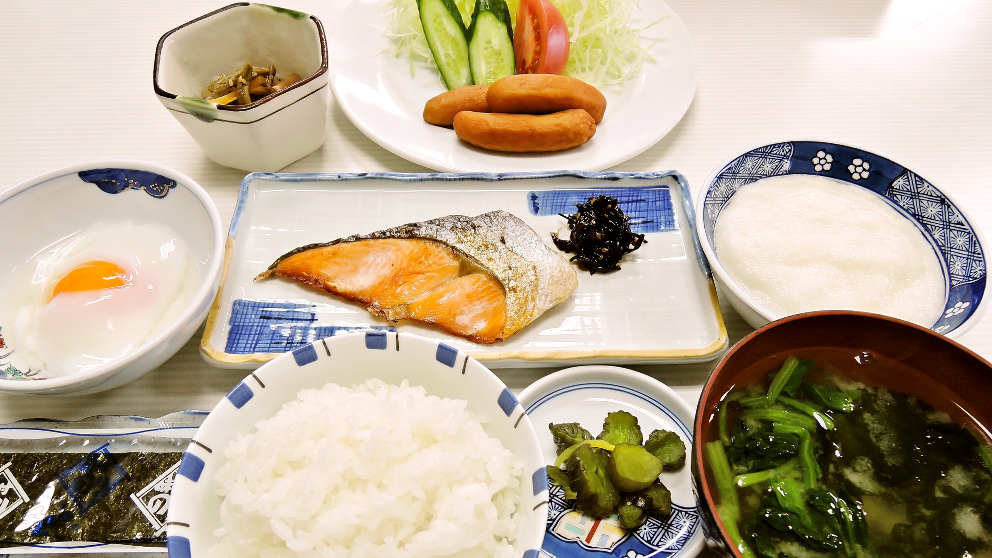 *【ご朝食一例】和定食を食堂にてご用意いたします