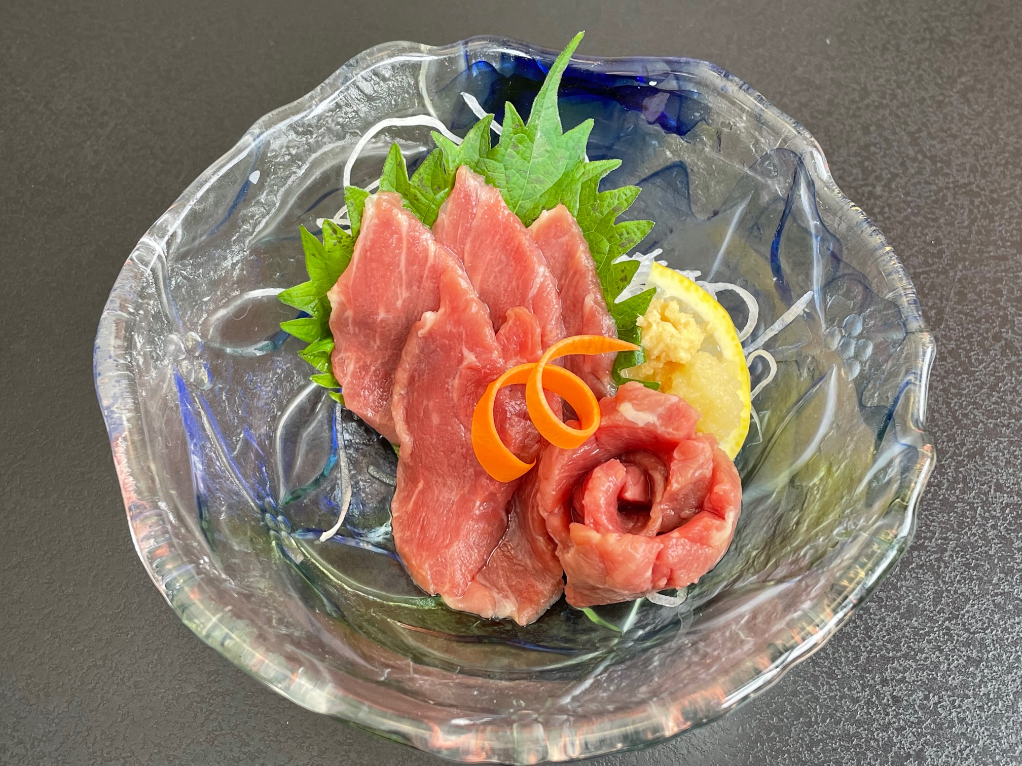 馬刺し