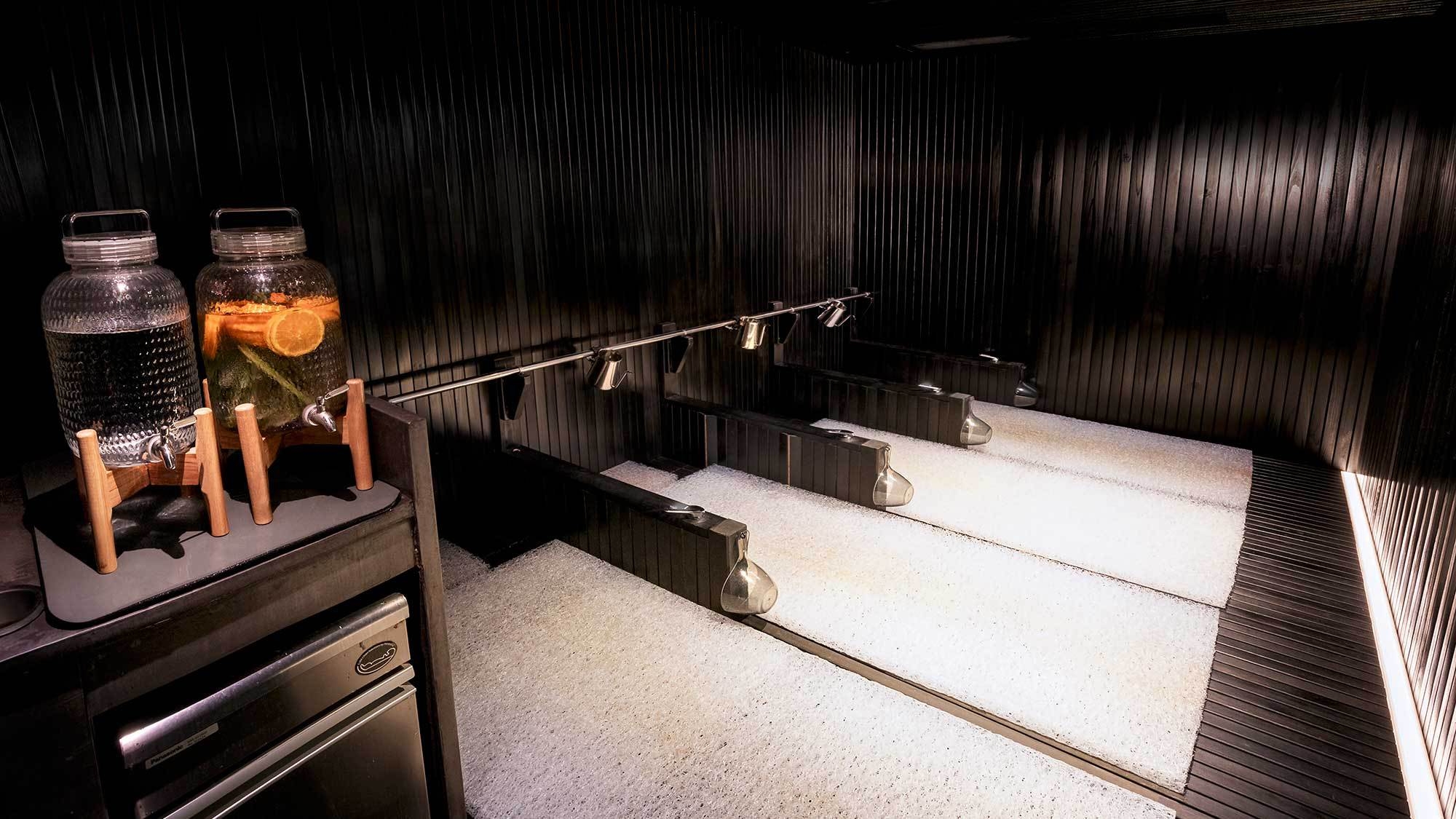 【年末年始◆連泊がお得】夕食ブッフェ・朝食ブッフェ／ゆく年くる年は温泉リゾートへ