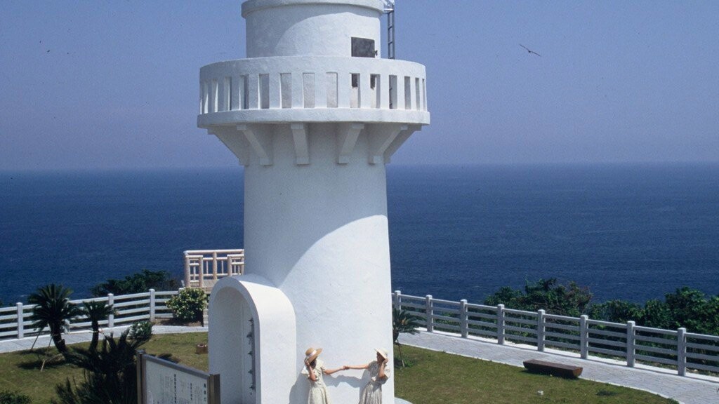 細島灯台　ホテルよりお車で約16分