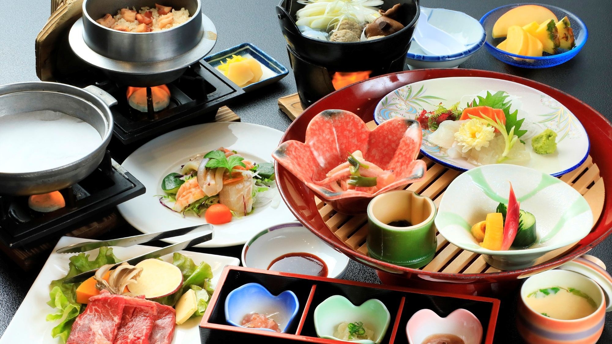 【最大１万円引き！さらに90分飲み放題付き】オーシャンビューの部屋が特別価格♪選べる牛肉or鮑