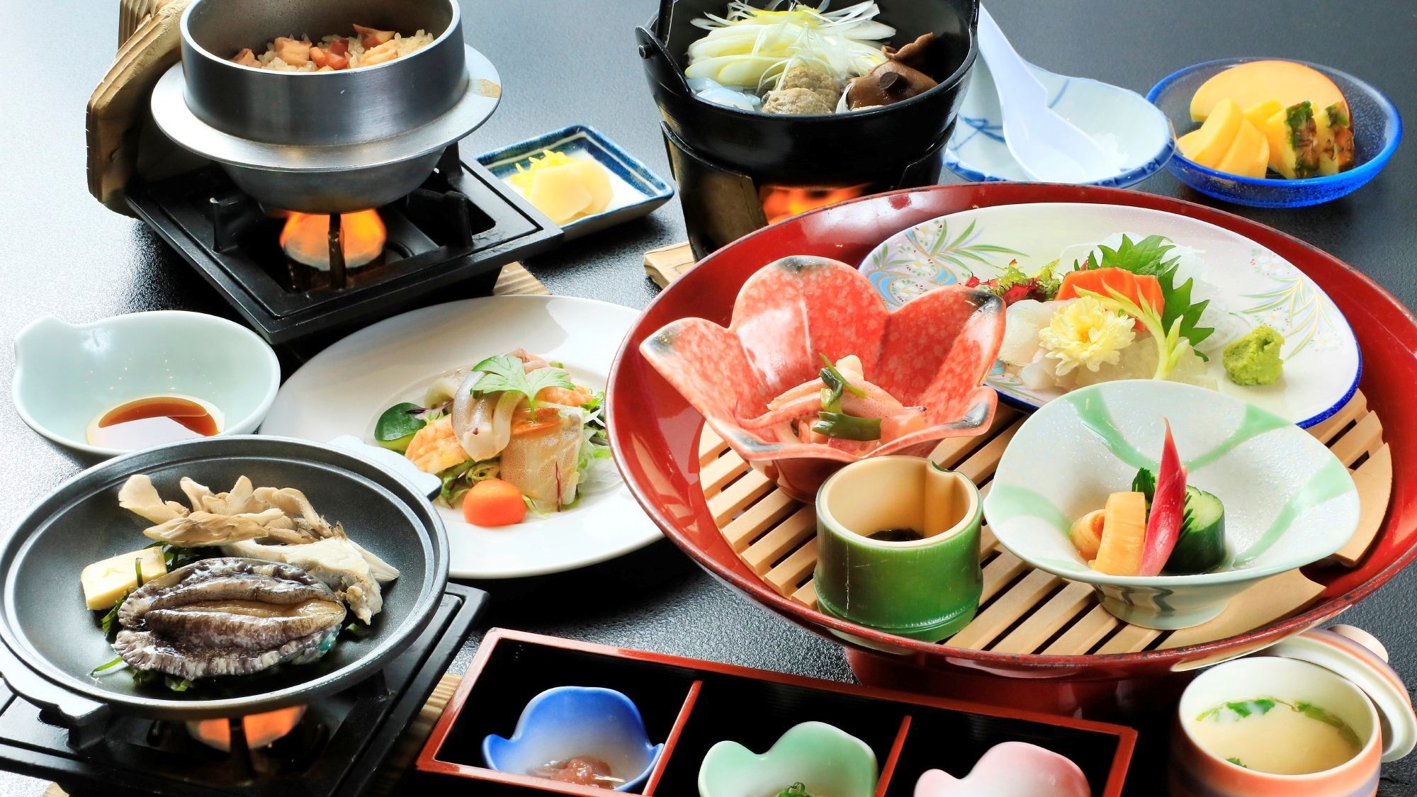 【スタンダード】三陸の海の幸を味わう！あわび陶板焼き付大杯御膳〜海一望♪絶景に癒されるリゾートステイ