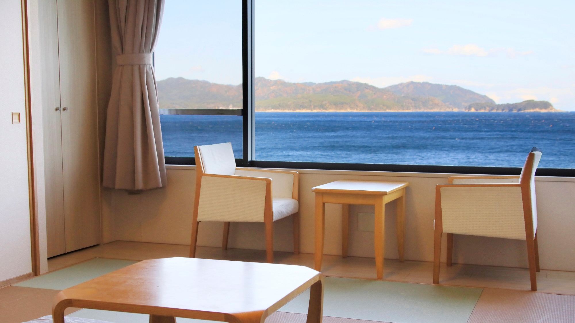 【海側・オーシャンビュー】和洋室（トイレ付き※アウトバス）