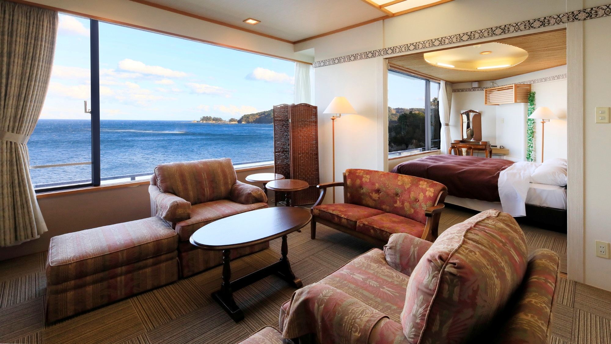 スイート【５階　２間・ダブルベッド】