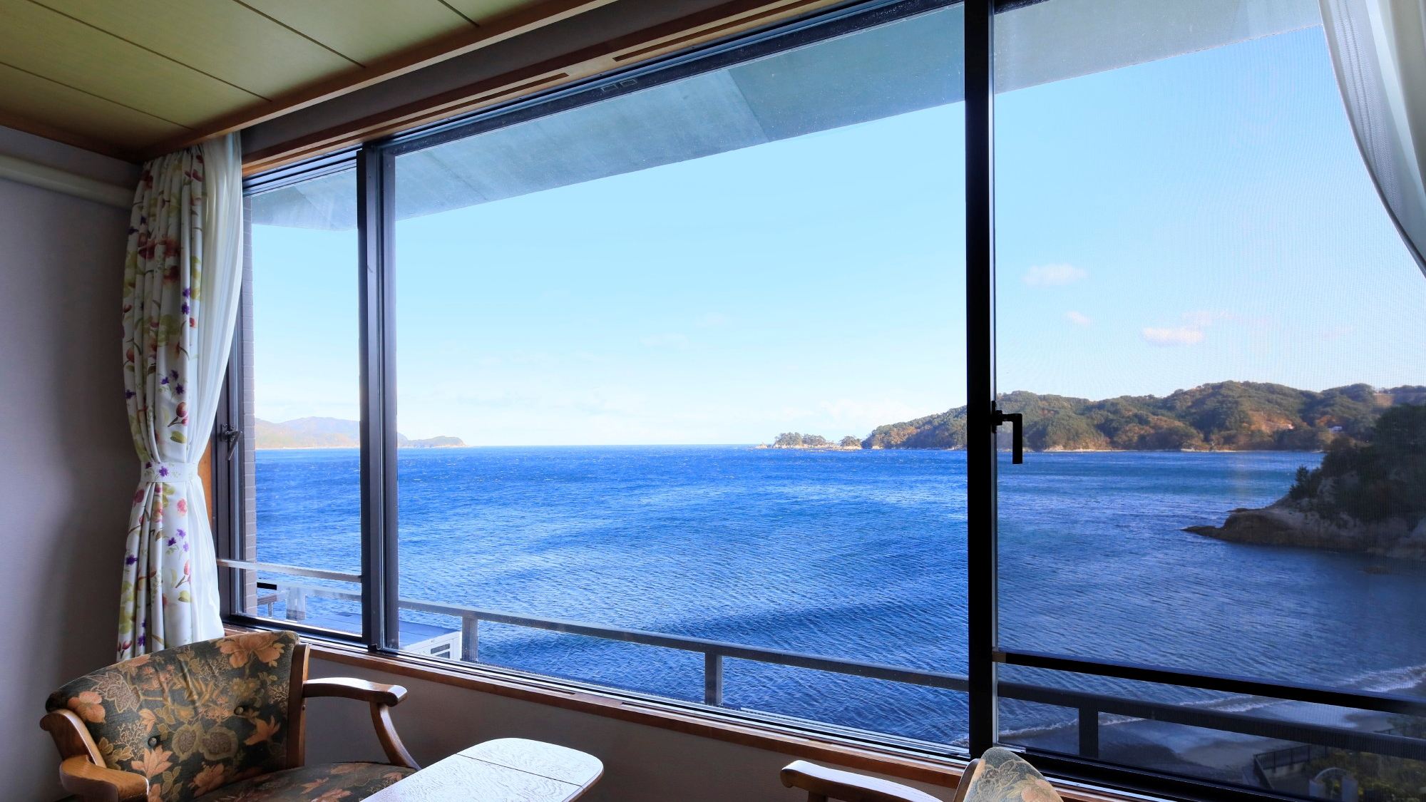 【海側・オーシャンビュー】和室（バス・トイレ付き）