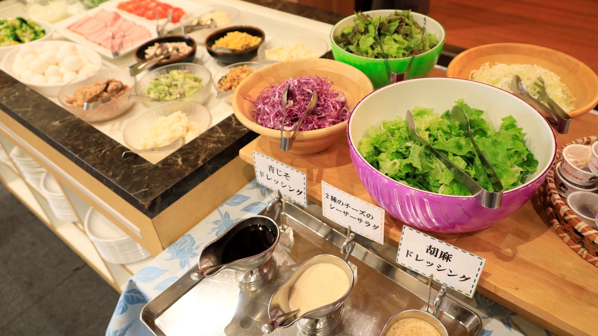 朝食バイキング