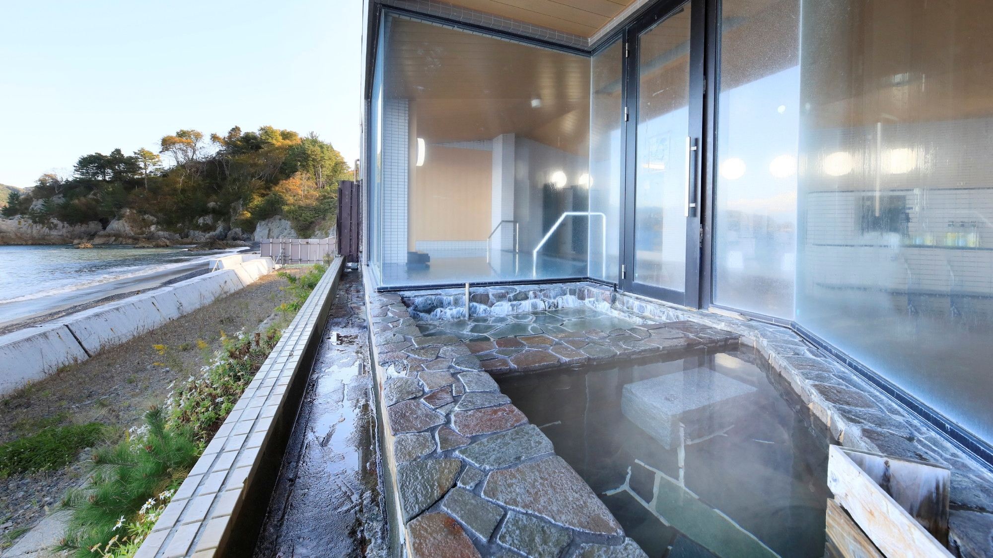 大浴場「花の湯」男湯