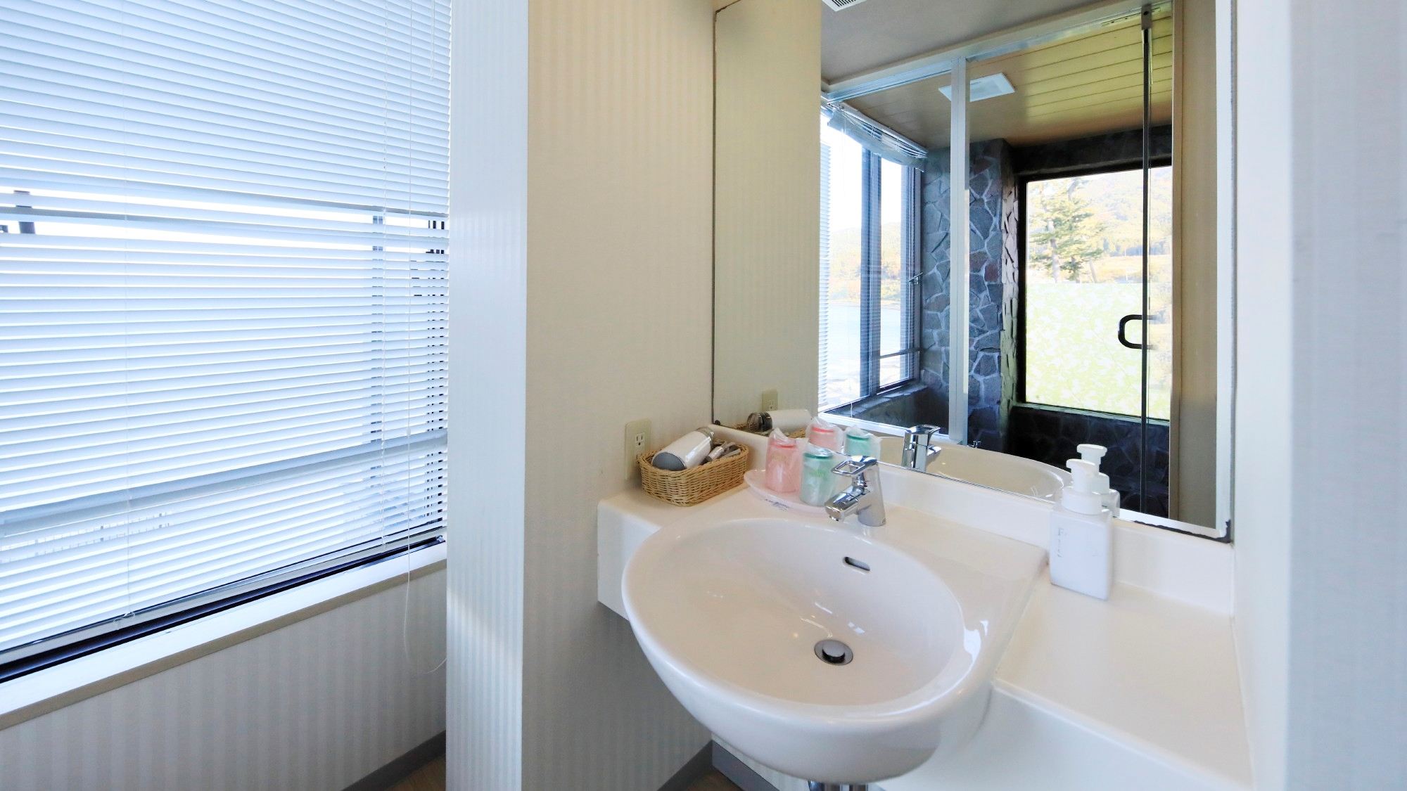 展望風呂付き・洋室