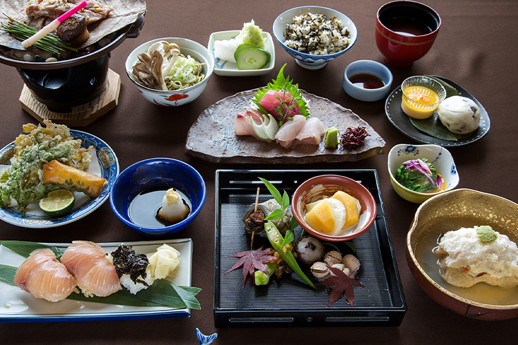 【夕食】懐石料理イメージ