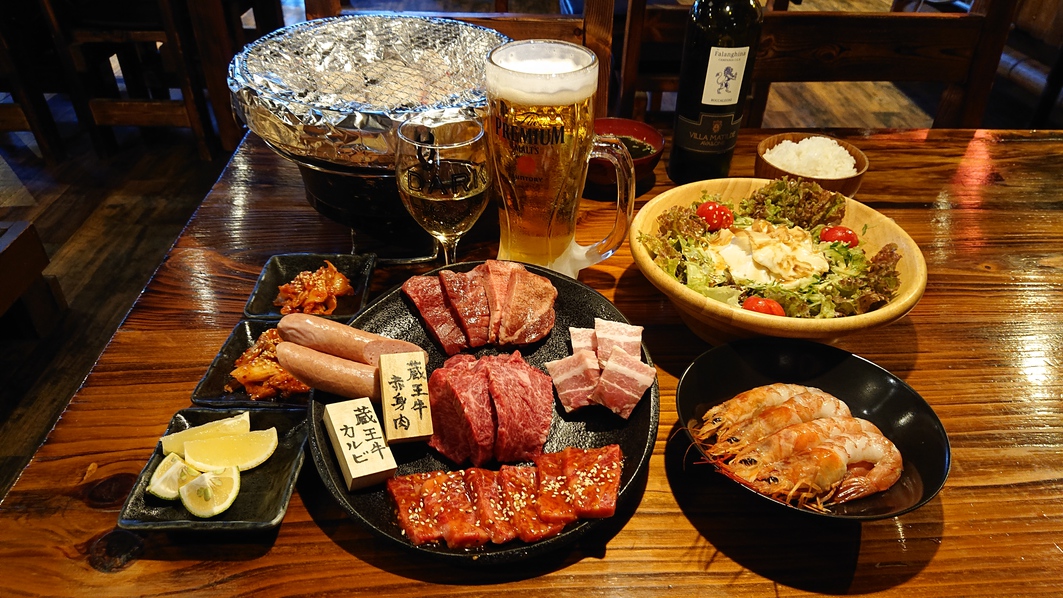 【夕朝付】シャワー室付客室　焼肉コースＰ　15:00IN10:00OUT