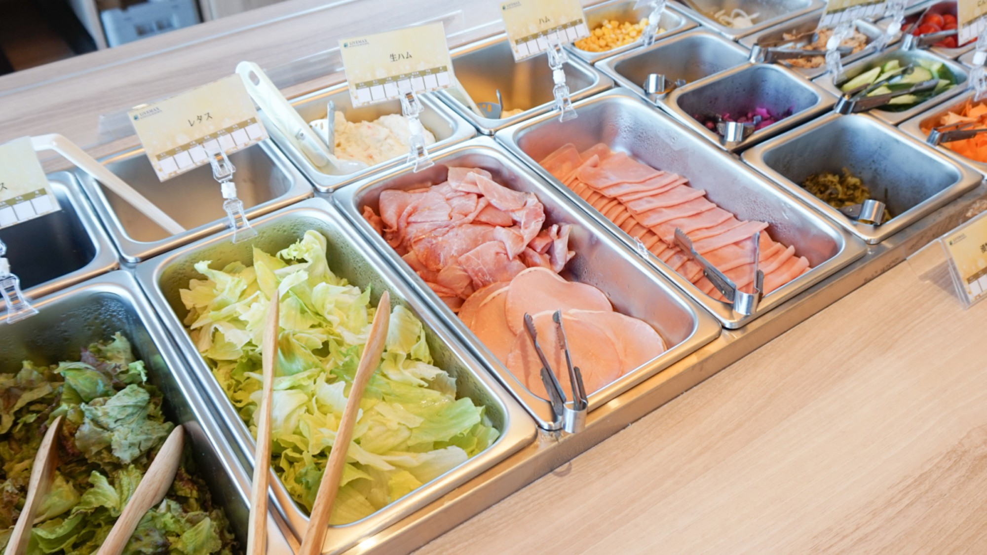 朝食ビュッフェ