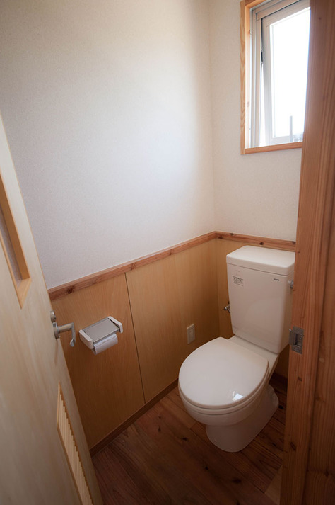 toilet