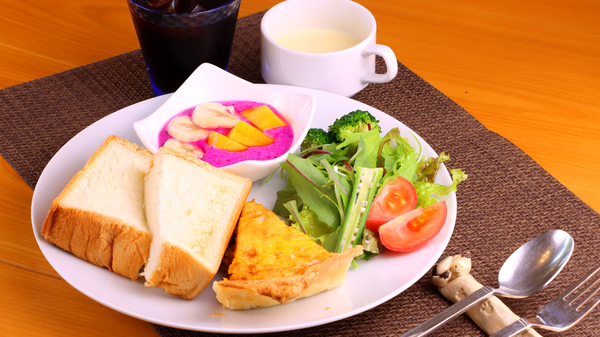 朝食は日替わりで和食or洋食をお出ししてます♪