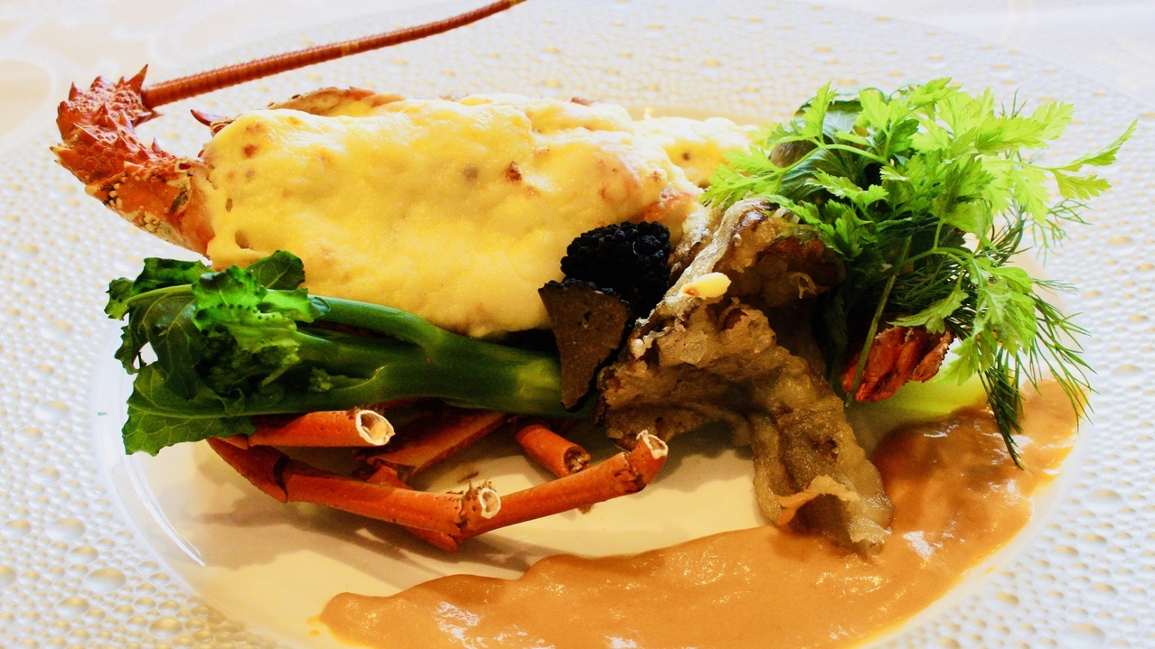 【グルメプラン】”牛フィレ肉ステーキ”と”ロブスター料理”選べるメイン料理でちょっぴり贅沢ディナーに