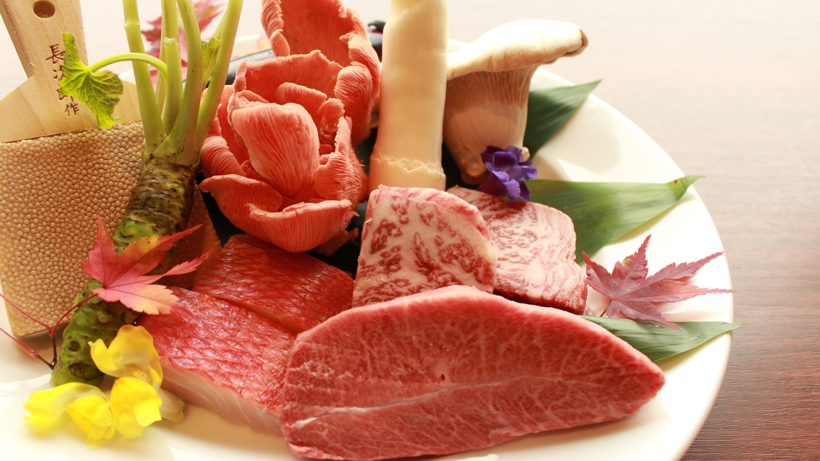 【鉄板焼き17:30】特選和牛をシェフが目の前で調理する特別ディナー☆