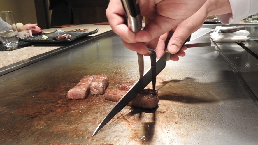 【夕食】グレードアップ：鉄板焼きコース