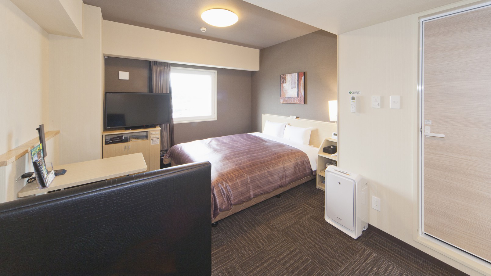 客室(セミダブル）