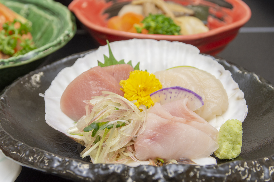 【お得なわけありプラン】１泊夕食付（朝食無し）★海・里の旬を堪能するこだわり夕食膳