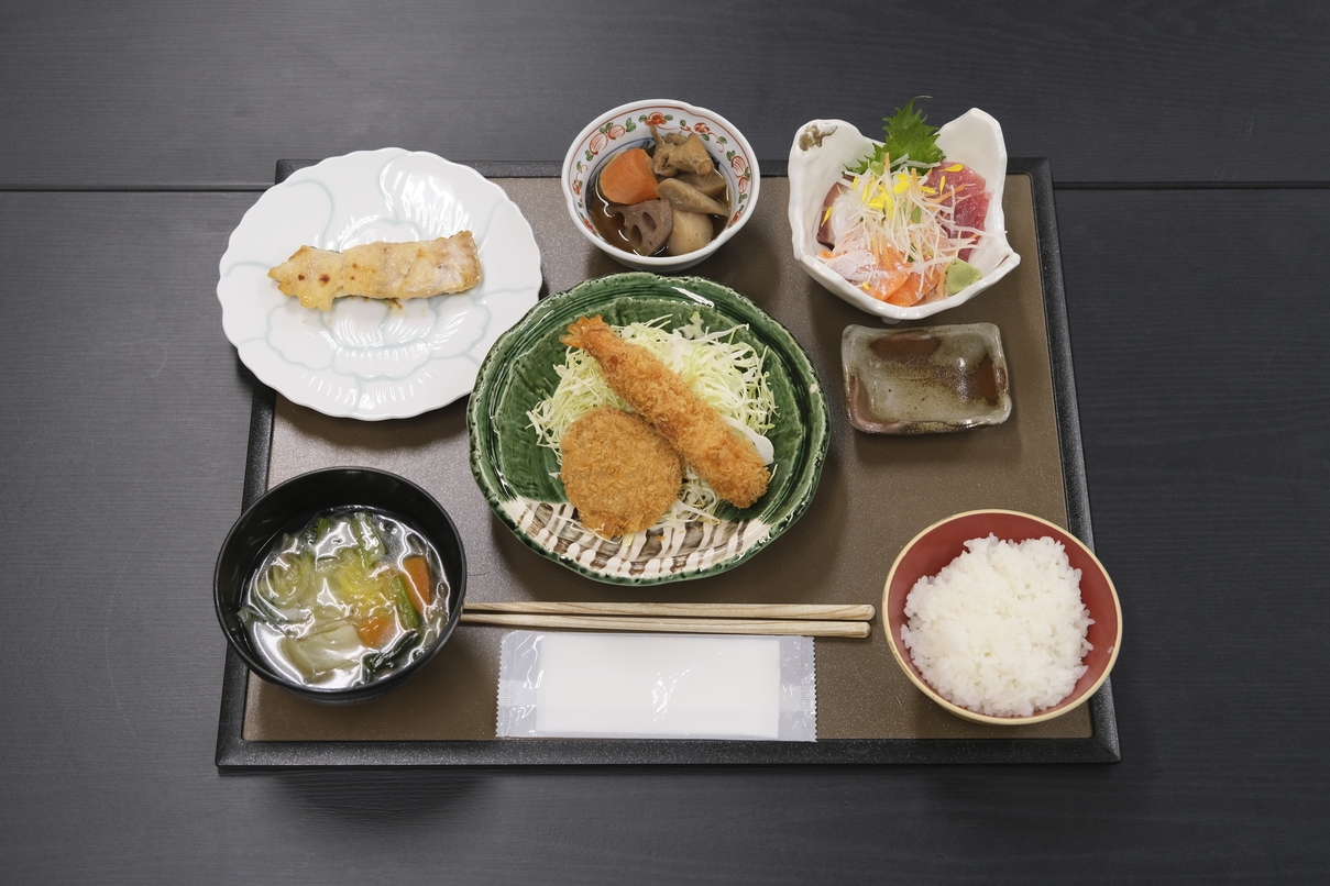 【サウナイキタイ】旅の定食２食付きプラン｜サウナ＆ワンドリンク付き｜出張にも旅にもちょうどいい