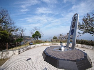 子午線の町網野町「子午線塔」