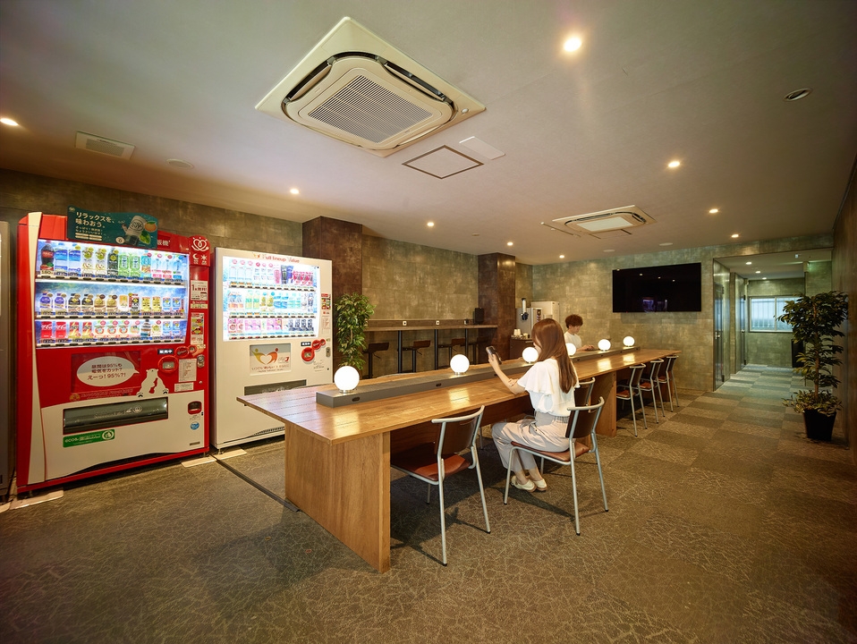 【スタンダード】ビジネス・観光にアクセス良好 新今宮駅から徒歩1分【朝食ミニパン2個無料券付き】