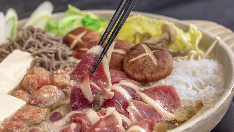 【グランピング秋冬限定・1泊2食】大好評復活★選べる滋賀牛鍋or近江鴨鍋＆朝食パン★ペット可
