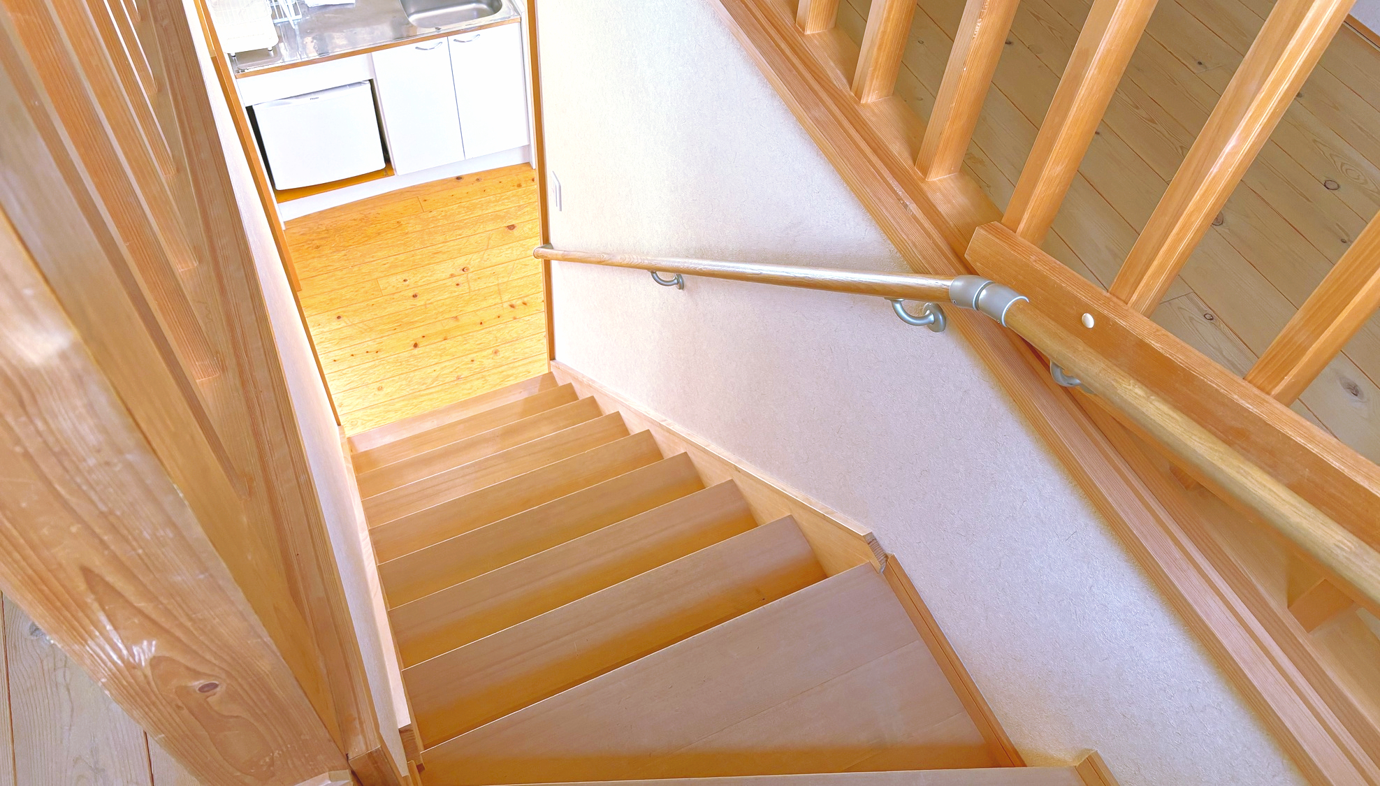 中コテージ【2階・スロープ付階段】