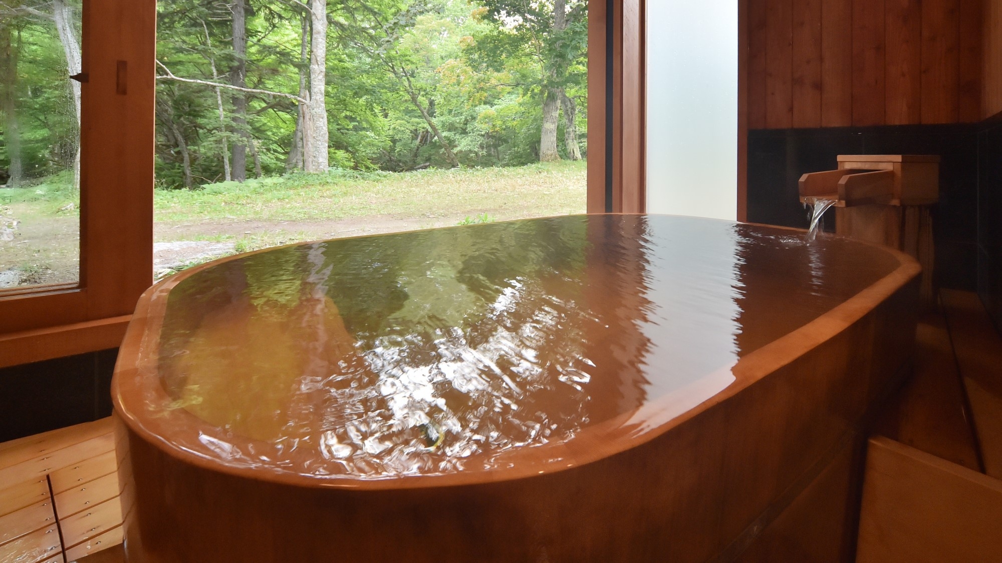 【ファミリー】≪4名様限定でお得！家族以外でもOK≫モデレートツイン確約で最高の眺望を♪