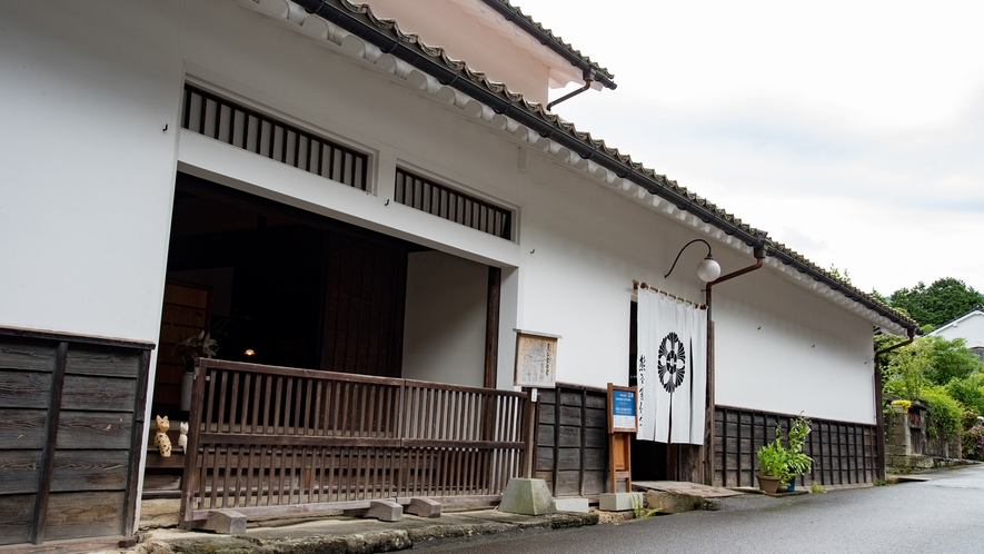 *【熊谷家住宅】江戸時代の豪商の暮らしぶりを伝える重要文化財。白壁が特徴的！