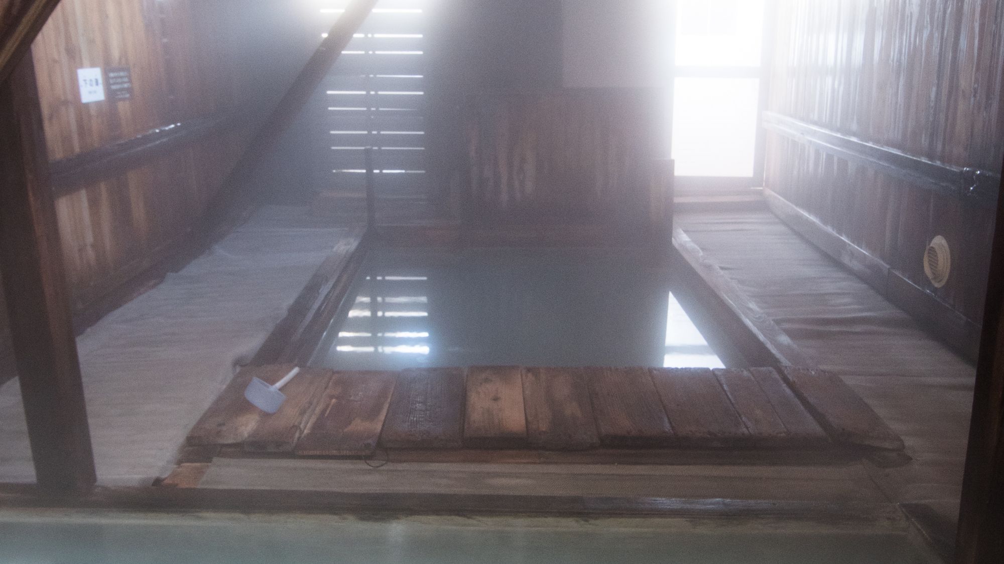 【日本三秘湯/谷地温泉】