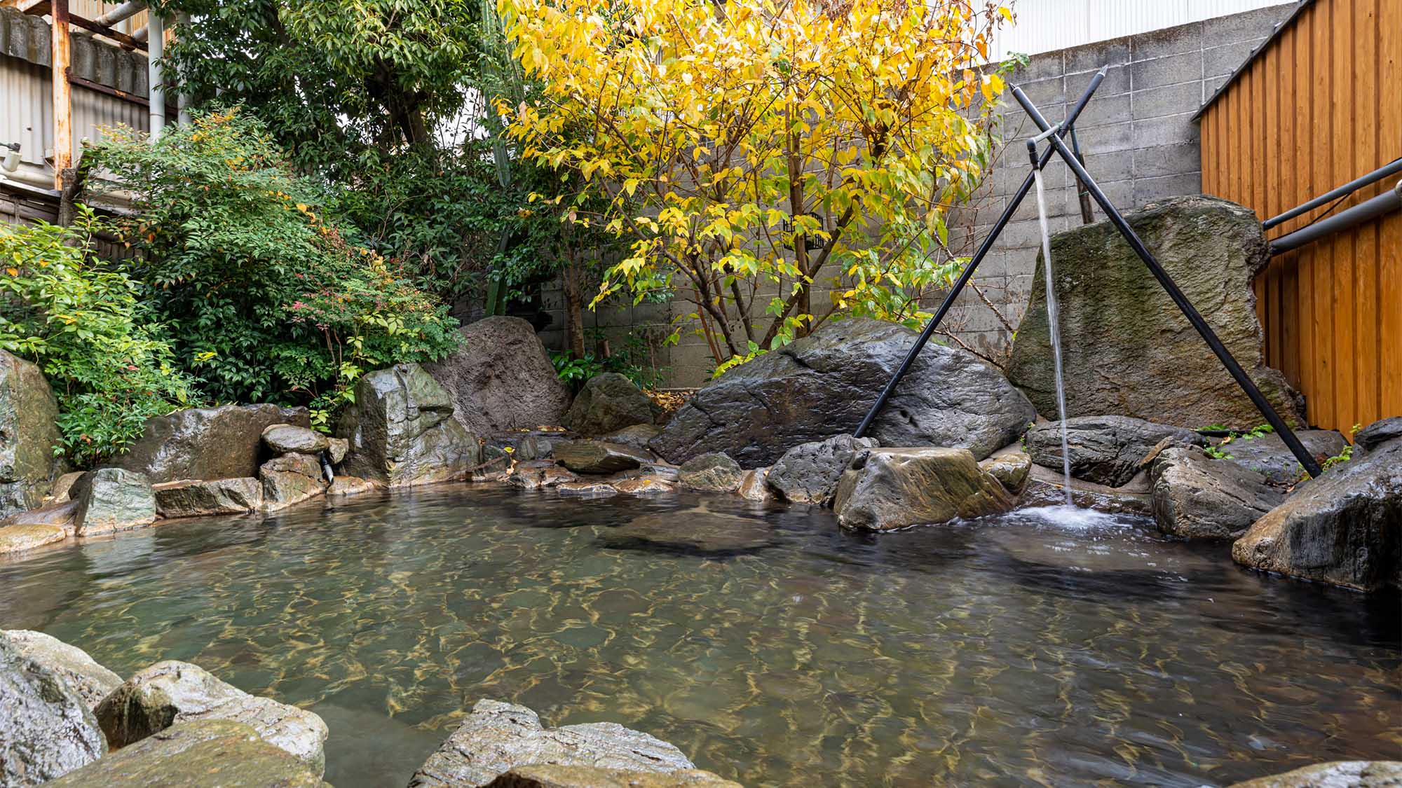 【露天風呂】山鹿のいで湯が心身の疲れを癒します