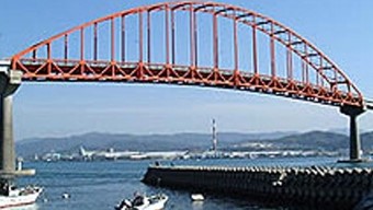 笠戸大橋(当ホテルより車で約15分）