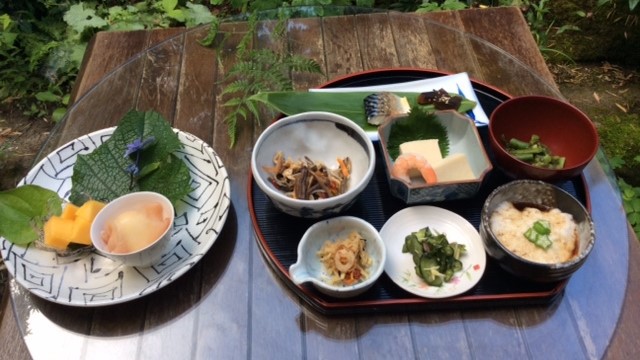 【巡るたび、出会う旅。東北】湯宿飛鳥の大自然に囲まれたお風呂を満喫♪【1泊朝食付き】