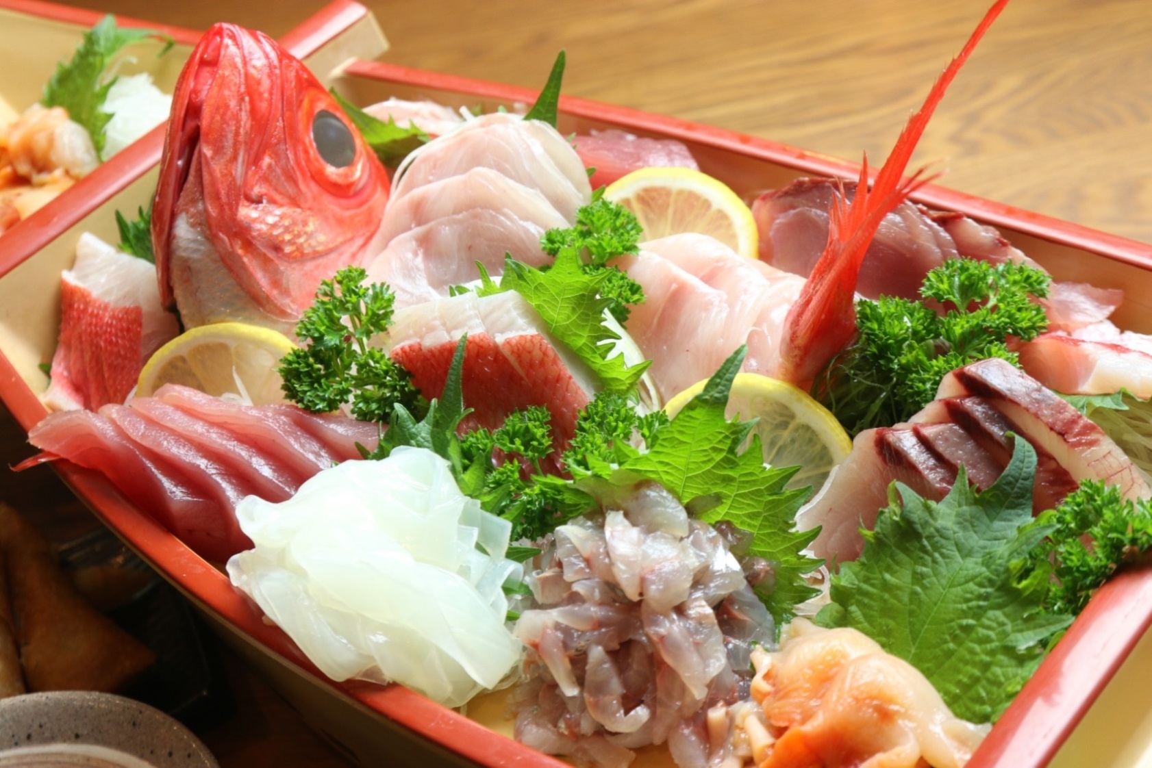 【舟盛り定食プラン】舟盛りはその日とれたお魚中心！