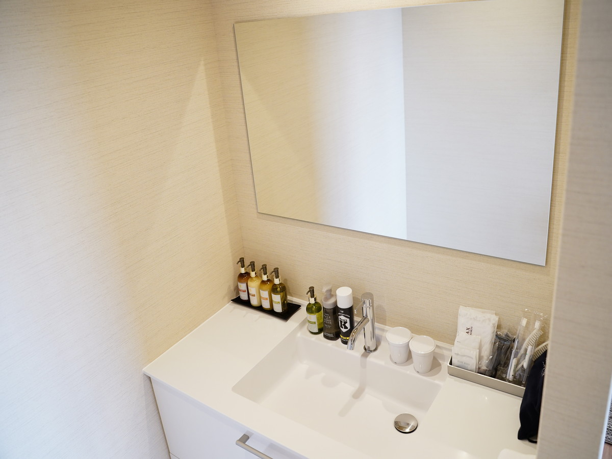 洋モダンスイート和洋室