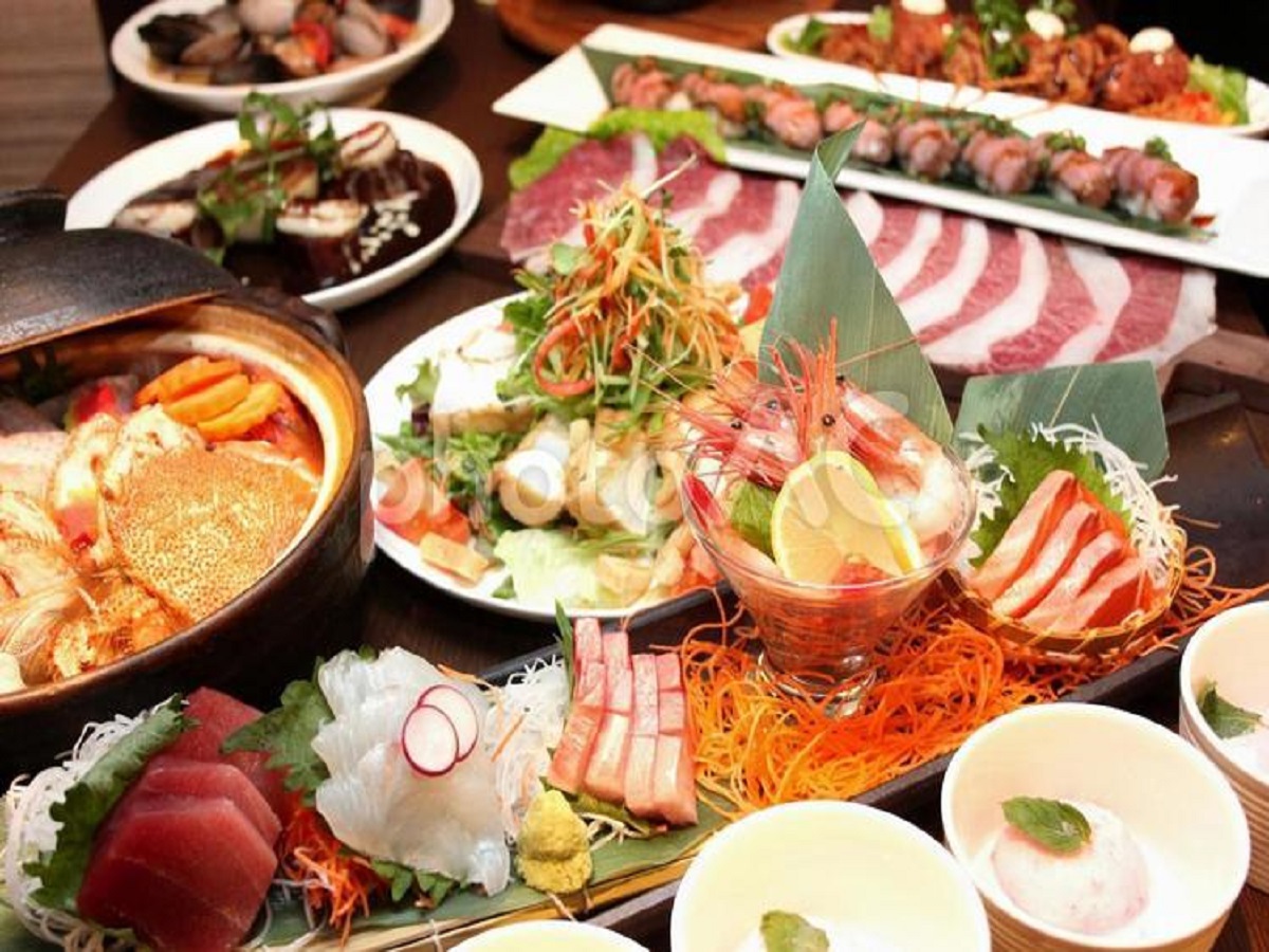 【夕食ビュッフェ】四季折々の石川県旬食材をお楽しみください
