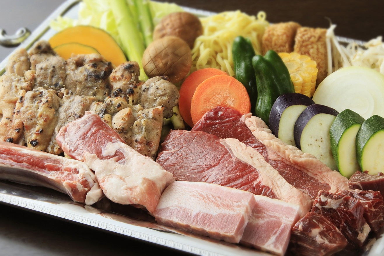 【学割×4大特典】＼みんなで泊まればお得／足柄牛を自分で焼きたい！ボリューム満点BBQ！／夕朝食付