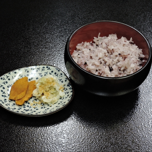 *【夕食】雑穀米☆お米にまでこだわっています。