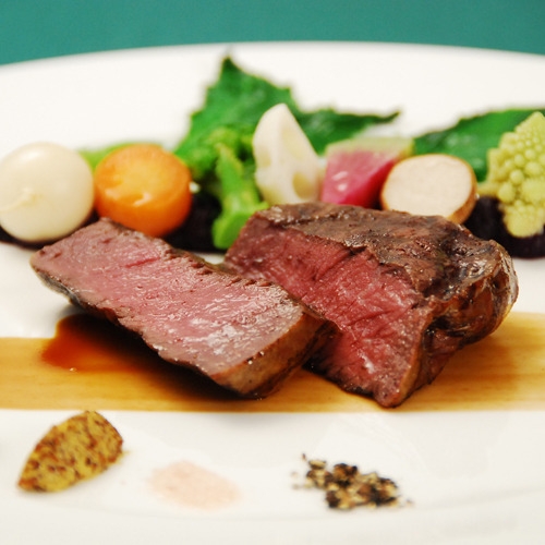 特選山形牛にアップグレード！★フランス料理フルコース【現金特価】1泊2食付き贅沢プラン
