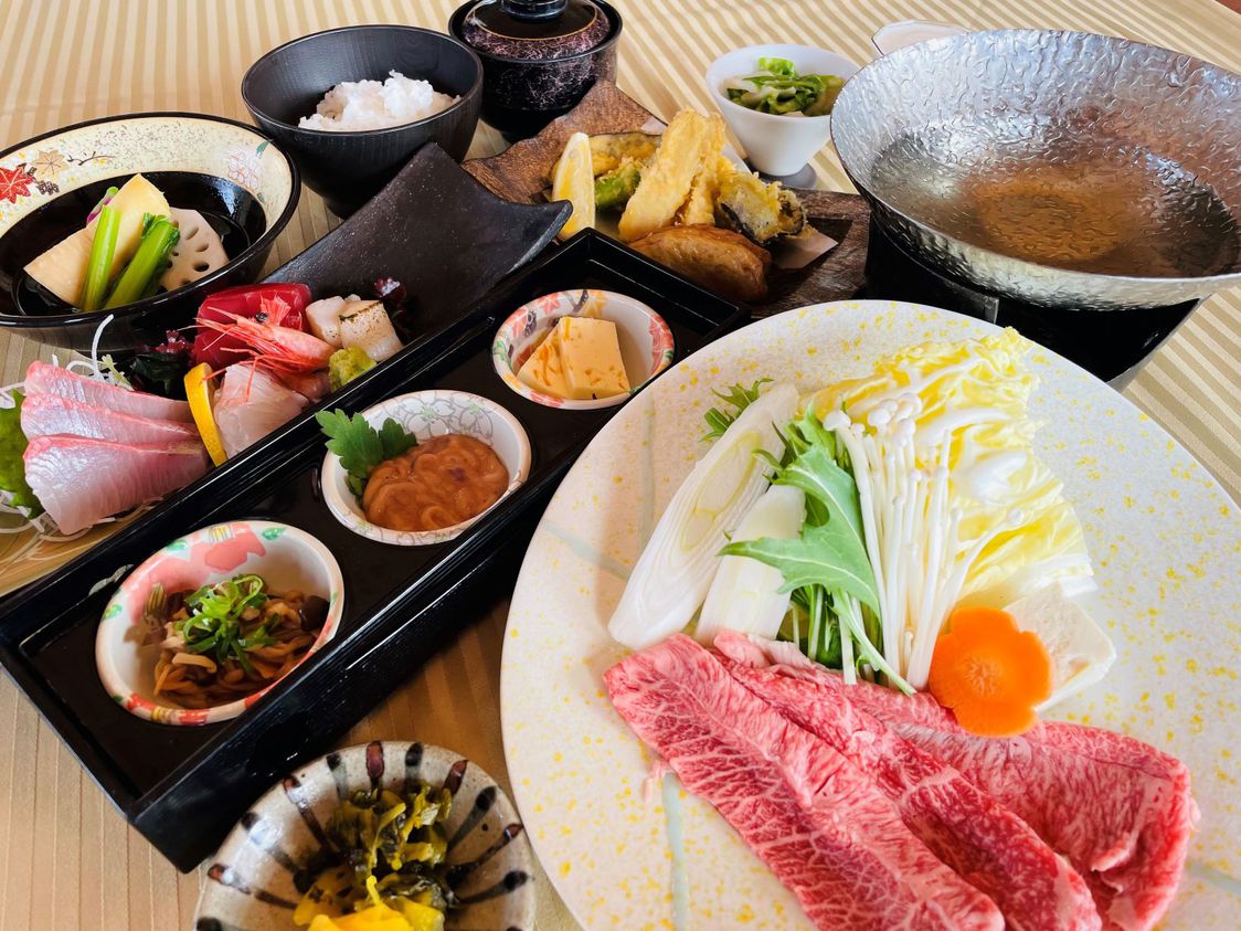 【2食付】春の料理長おすすめ会席プラン「鹿児島県産黒毛和牛の焼きしゃぶコース」