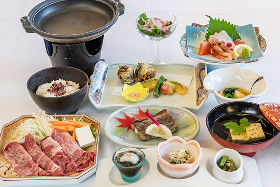 【期間限定！】料理長おすすめ会席「お肉コース」＆夕食時ソフトクリーム食べ放題プラン（２食付）