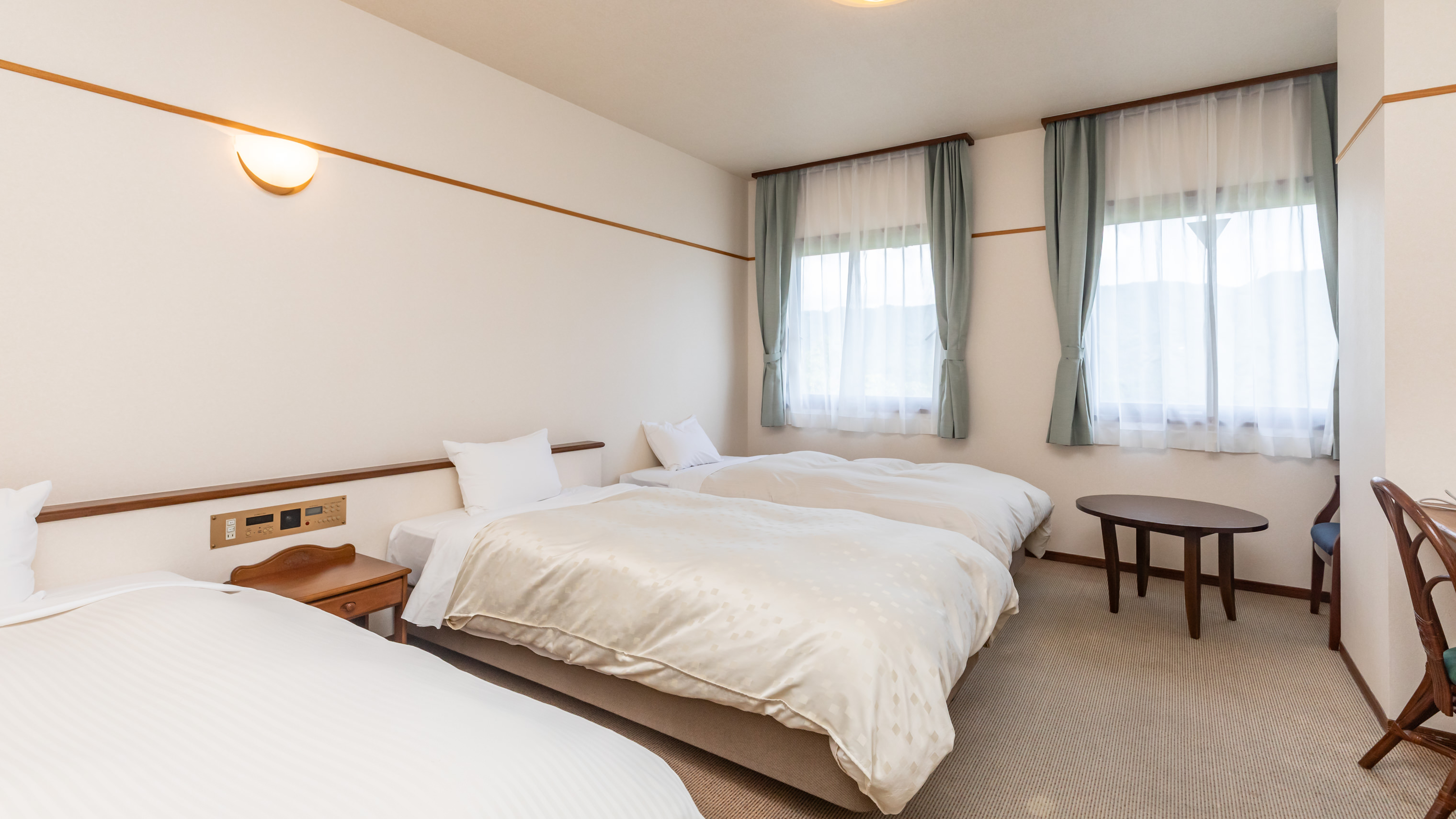 トリプル（山側）